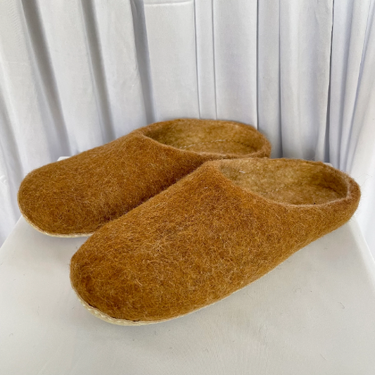 Felt slippers