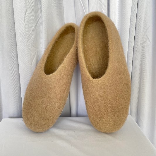 Felt slippers