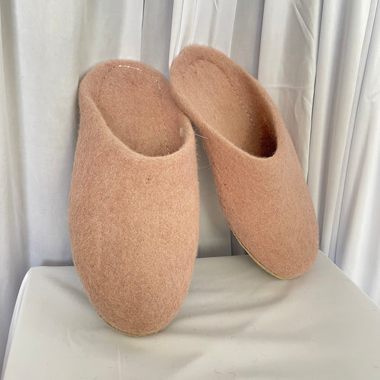 Felt slippers